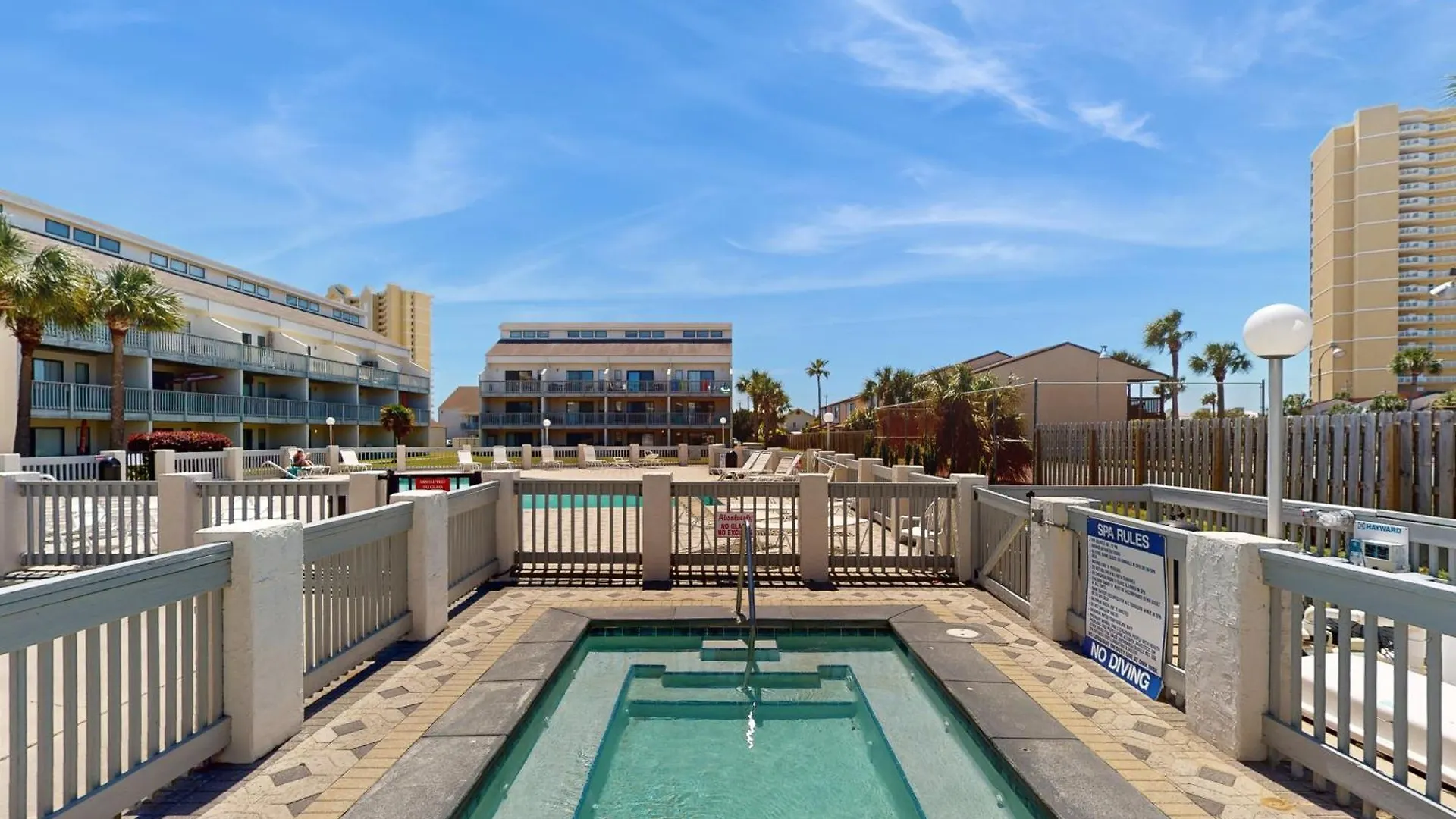 Endless Summer F2 Panama City Beach Apartment